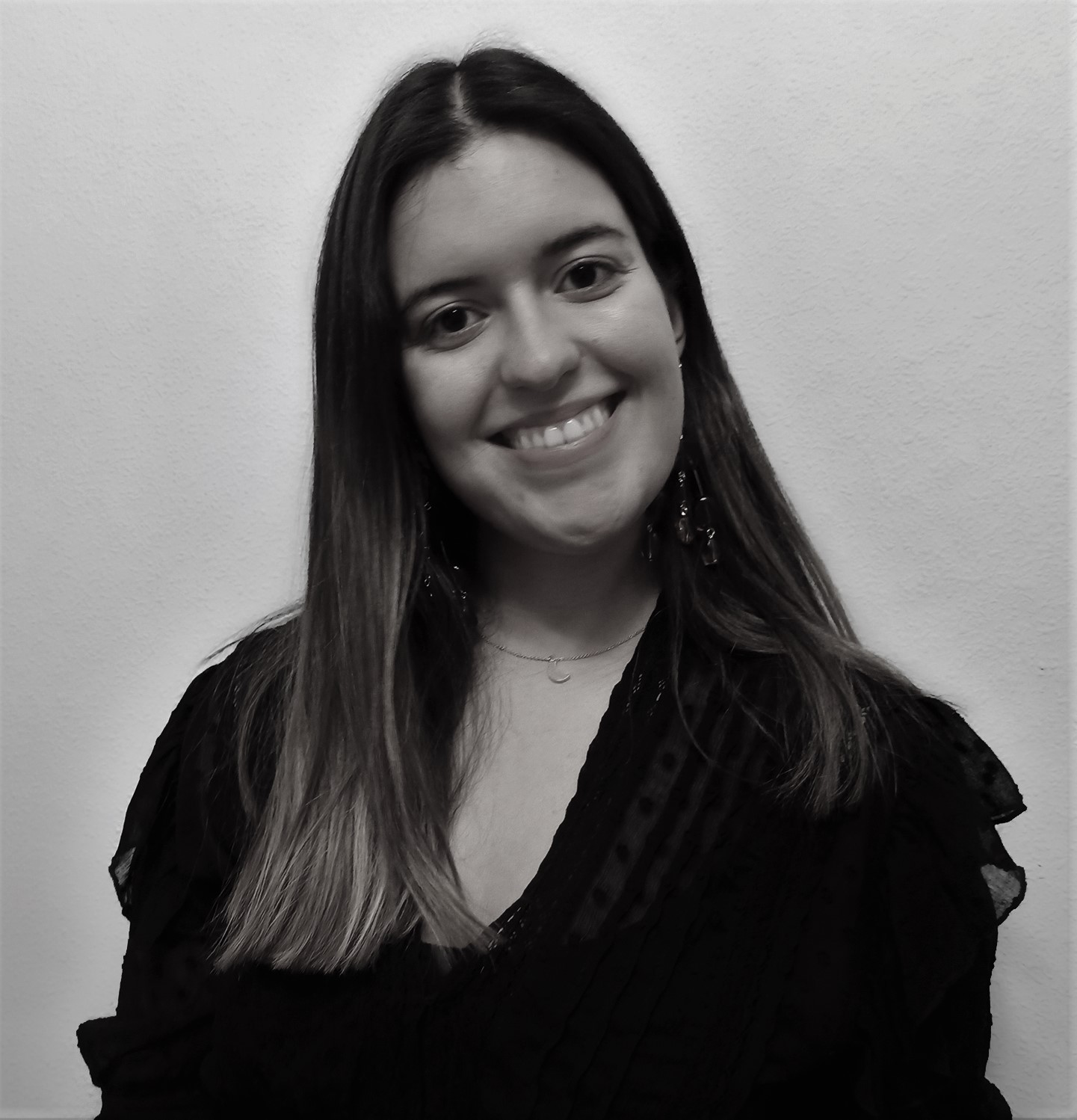 Laura del Pozo sepia