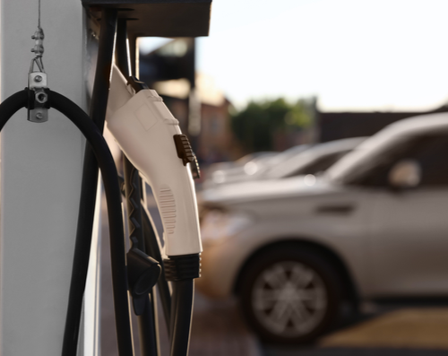 Cuáles son los principales beneficios de la transición a una flota eléctrica